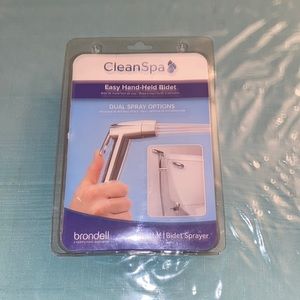 Never before used Easy hand held Bidet by clean spa